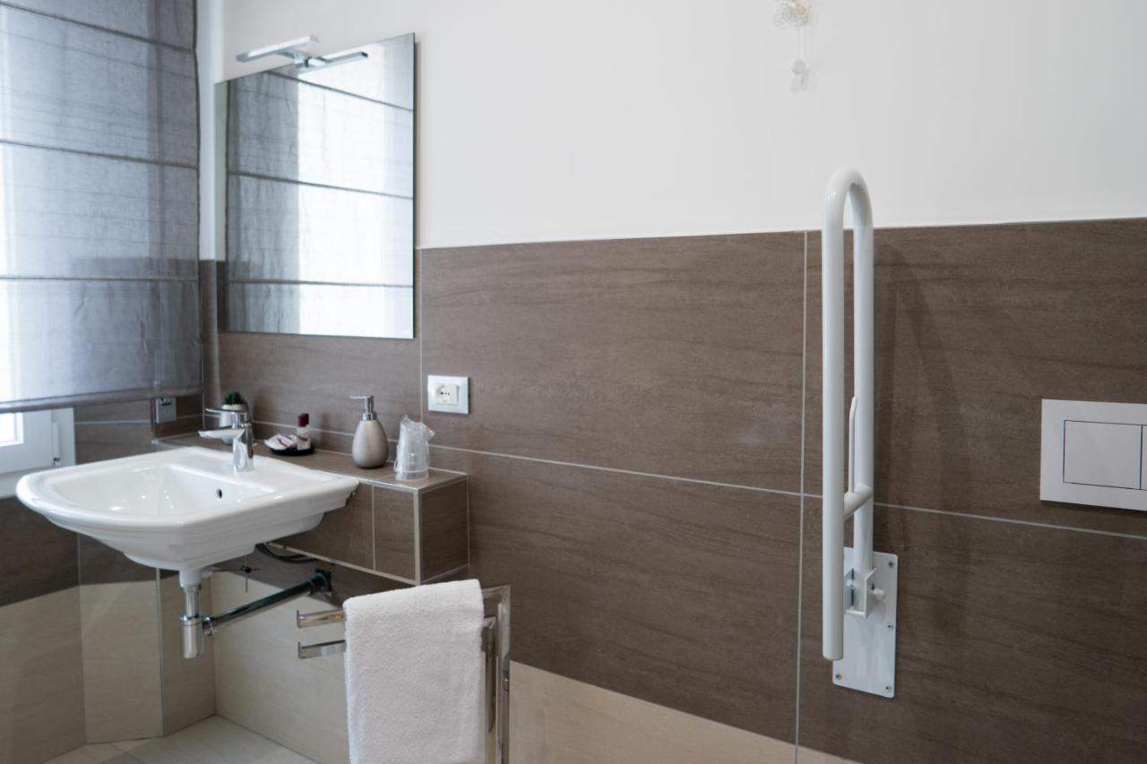 Venice Rooms เมสเตร ภายนอก รูปภาพ