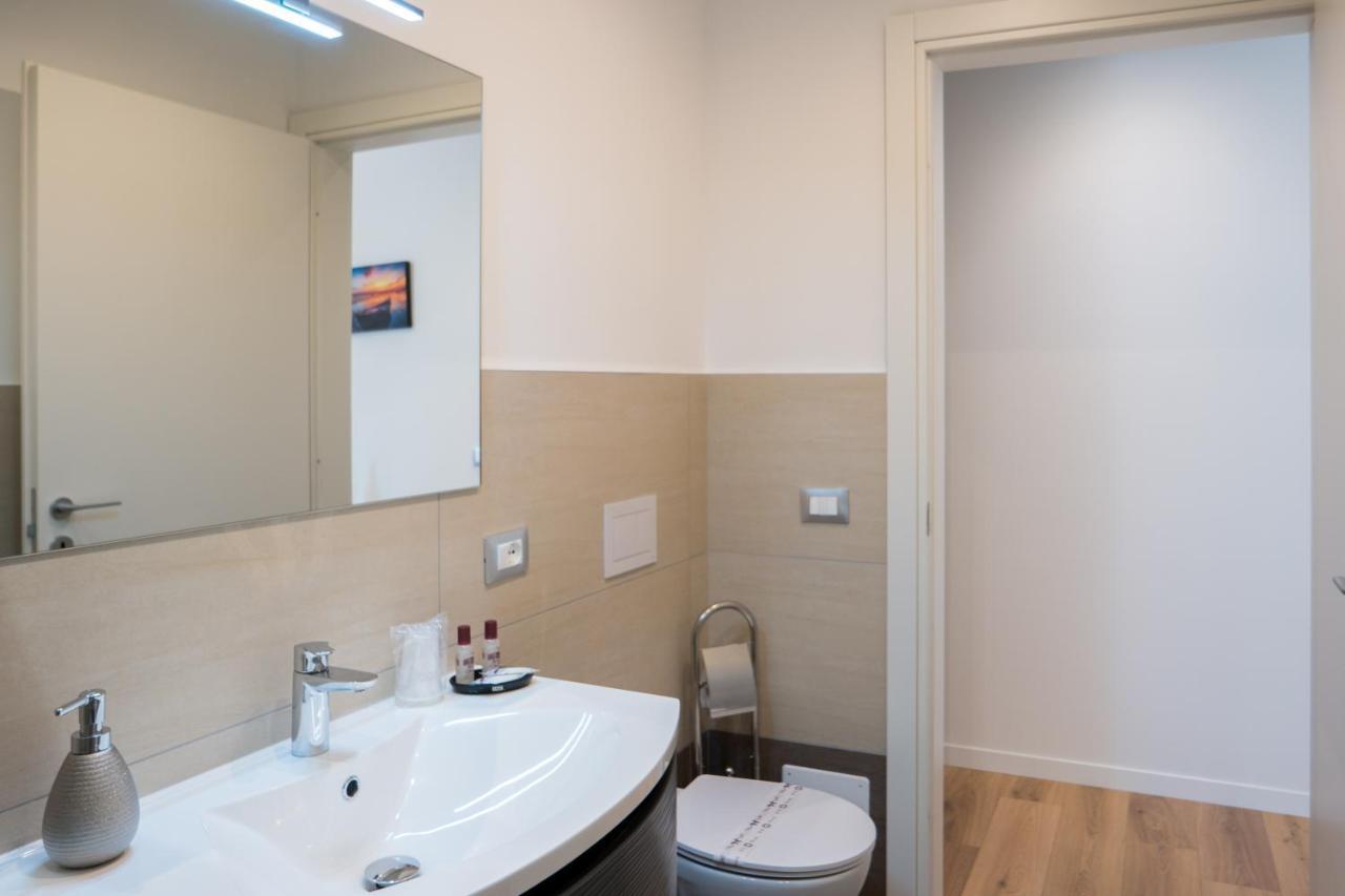 Venice Rooms เมสเตร ภายนอก รูปภาพ
